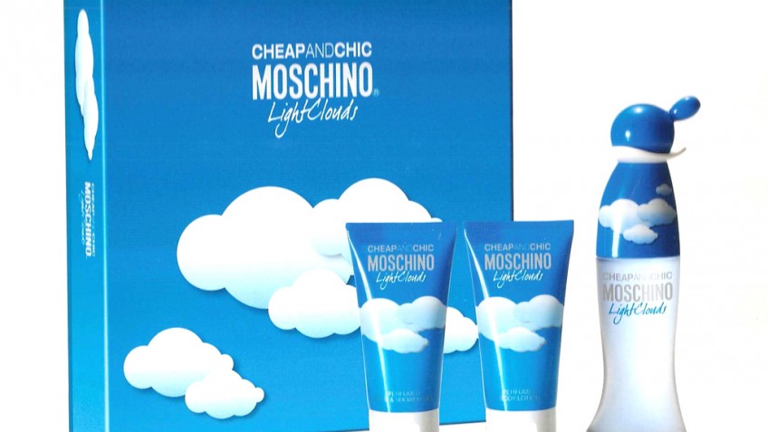 Moschino Cheap Chic Light Clouds 3 Piece Perfume Set for Women