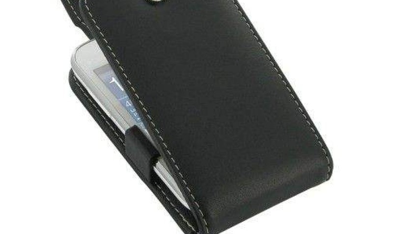 http://www.dubaimegadeals.com/pdair-luxury-silicone-case-for-apple-iphone-4-4s-red-pdair-mega-deals