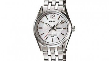 Casio Women Analog Dress Watch [LTP-1335D-7A]