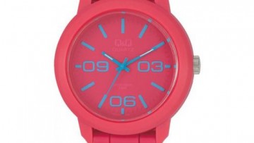 QQ Womens Fashion Analog Watch [VR08J012Y]