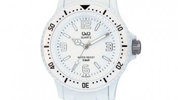 QQ Womens White Dial Fashion Watch [GW76 J002Y]