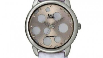 QQ Womens White Fashion Watch [GS51J301Y]