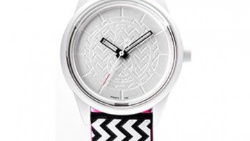 QQ Womens Solar Analog Dress Watch [RP00-013]