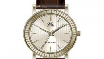 QQ Mens standard Analog Fashion Watch [Q688-100Y]