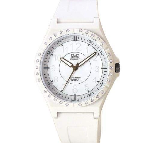 QQ Womens Analog Sports Watch [VQ98J002Y]