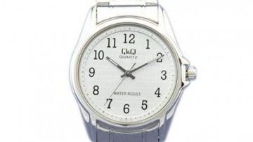 QQ Mens Silver Dress Watch [Q702-204Y]