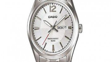 Casio Womens standard Analog Watch [LTP 1335D 7AVDF]