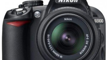Nikon D3100 SLR Camera with 18-55 Lens [14.2 Megapixels, Black]