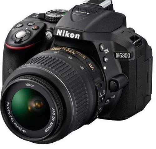 Nikon D5300 Digital SLR with 18-55mm VR Lens Kit [24.2 Megapixel, WiFi, Black]