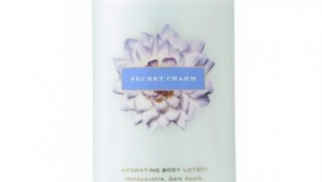 Victoria's Secret Secret Charm Hydrating Body Lotion 250 ml