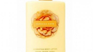 Victoria's Secret Vanilla Lace Hydrating Body Lotion 8.4 fl oz (250 ml)