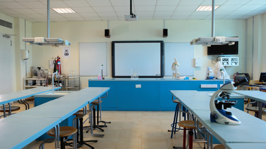 Lycee Francais International Georges Pompidou School
