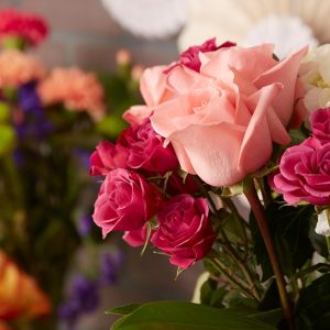 Rose Bouquet Delivery Shop Online at Special Price from UAE Mega Deals