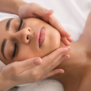 Buy Glowing Skin Awaits With 30 0r 60-min De-tan Cleanups & Hydrafacial Mega Deals Now at Special Price in UAEMegaDeals.com Glowing Skin Awaits With 30 0r 60-min De-tan Cleanups & Hydrafacial FACIAL TREATMENTS Shop Online at Special Price from UAE Mega Deals