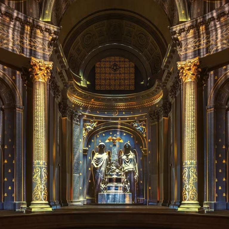 AURA Invalides: Entry ticket  Dôme des Invalides