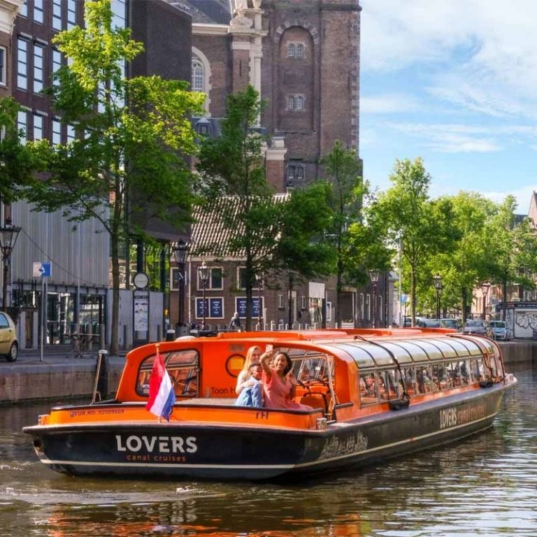 Amsterdam: Lovers Canal Cruise from Central Station  Amsterdam Canal Cruise