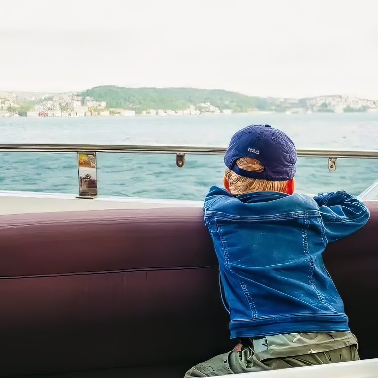 Bosphorus Sunset Cruise on a Luxurious Yacht  Kabatas Square