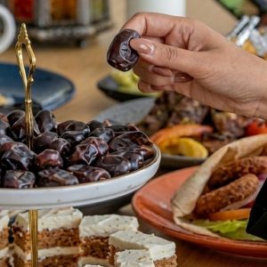 Buy Breakfast Buffet + Free-flowing Juices For 1, 2 Or 4 Adults Or 1 Child Mega Deals Now at Special Price in UAEMegaDeals.com Breakfast Buffet + Free-flowing Juices For 1, 2 Or 4 Adults Or 1 Child Shop Online at Special Price from UAE Mega Deals