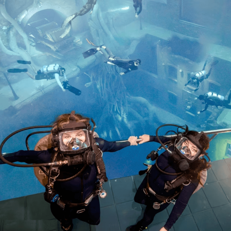 Deep Dive Dubai - Sunken City Walk  Deep Dive Dubai