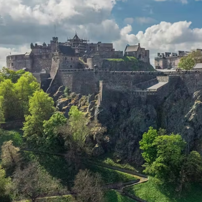 Edinburgh Castle: Entry Ticket + Guided Tour  351 High St