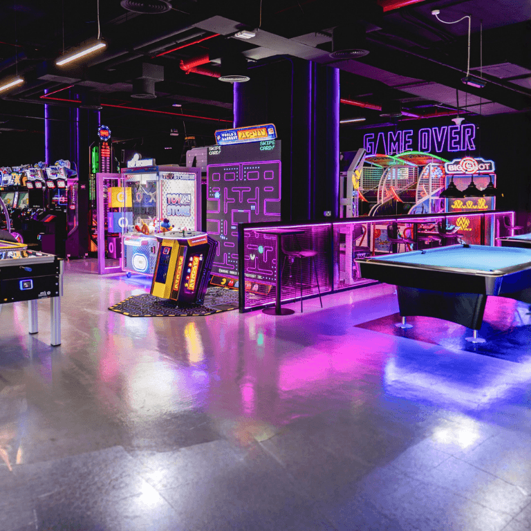 Lucky 8 Arcade & Billiards  Lucky 8 Arcade