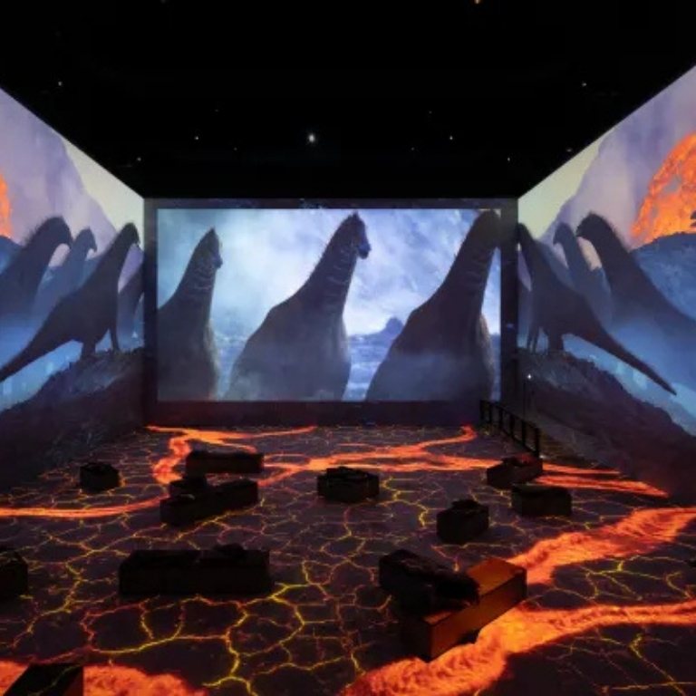 Fabrique des Lumieres: Dinosaurs - The Immersive Experience  Fabrique des Lumières